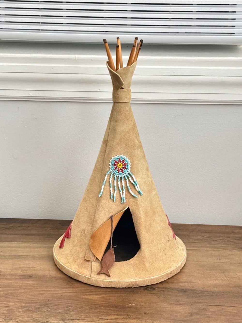 VINTAGE Native American Indian Tepee Tent Hut Leather Beaded Carlson Handcrafted